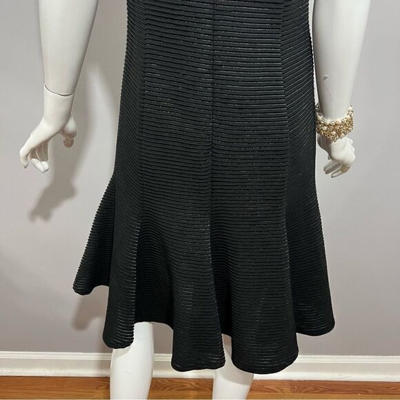 Akris Punto Black Flared Hem Ribbed Knit‎ Short Sleeve Black Dress - 8 - Picture 11 of 16